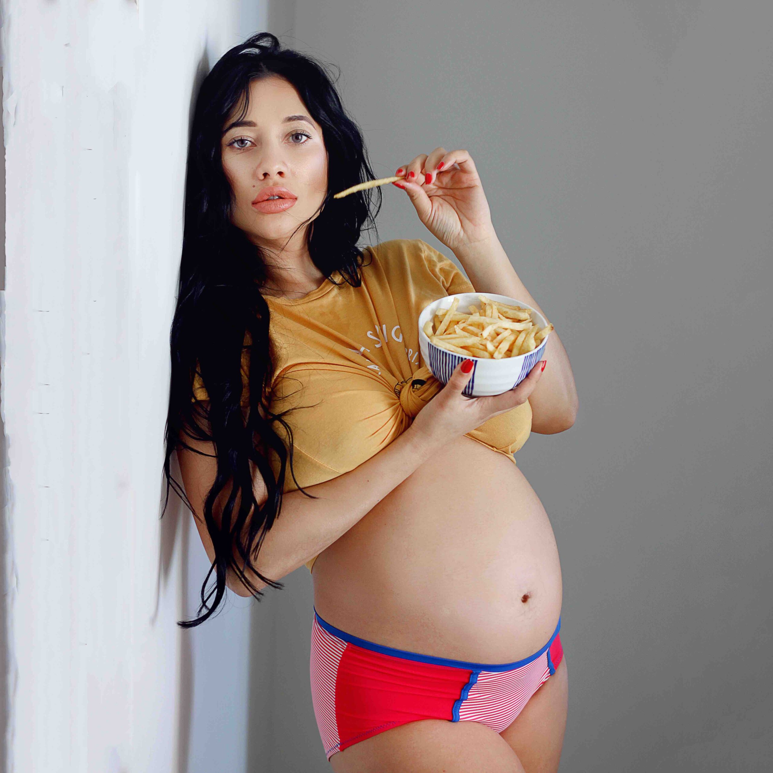 Rushtush Pregnancy Shoot